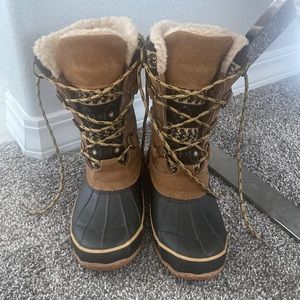 Khombu woman’s Andie snow boots faux fur Fair Isle, Aztec print boots